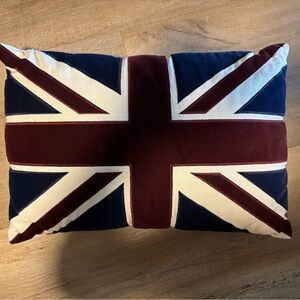Union Jack Decorative Pillow